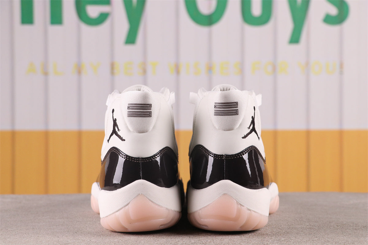 Air Jordan 11 Retro WMNS 'Neapolitan'